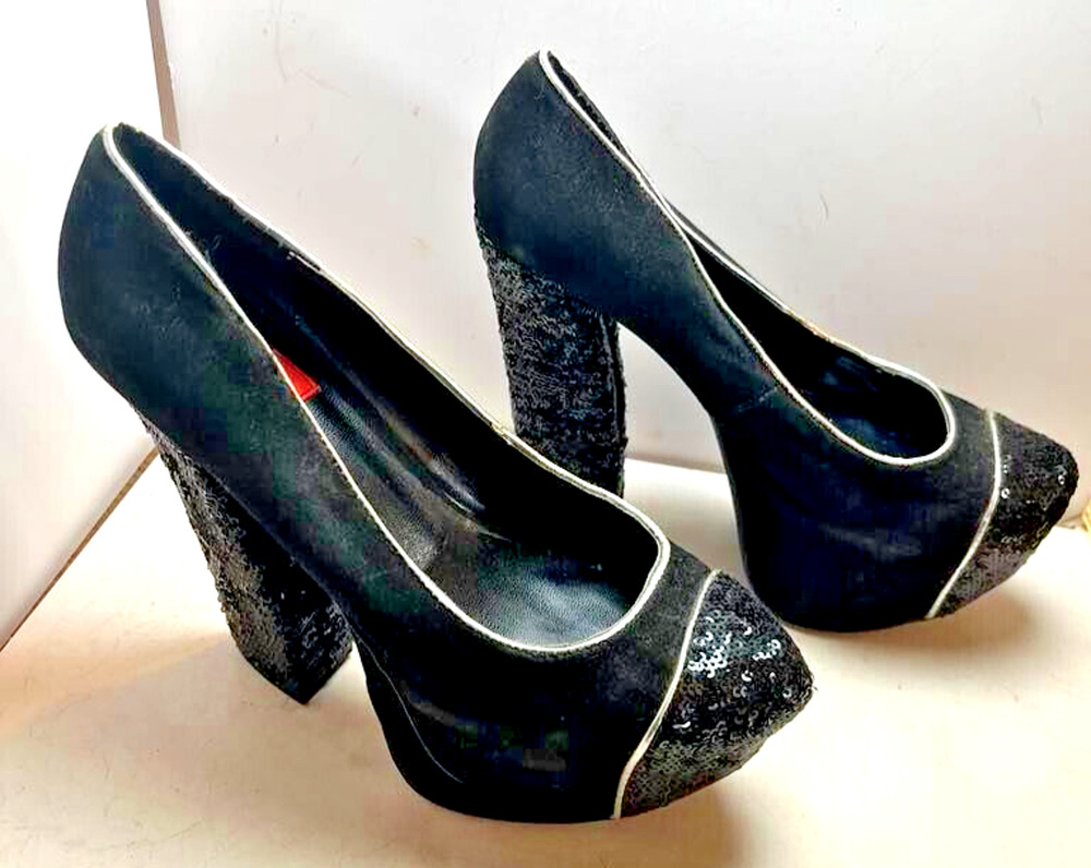 F R H ~ Women's Size 7.5 ~ Black Suede ~ SEQUIN ~ 5.5" Hi Heel ~ Platform Shoes